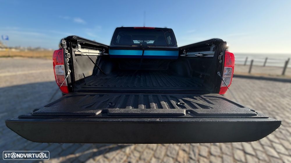 Nissan Navara 2.3 dCi CD 4WD N-Guard AT - 8
