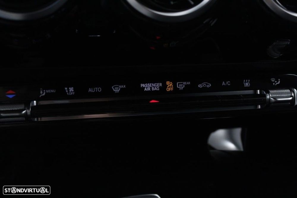 Mercedes-Benz CLA 250 e Progressive - 29