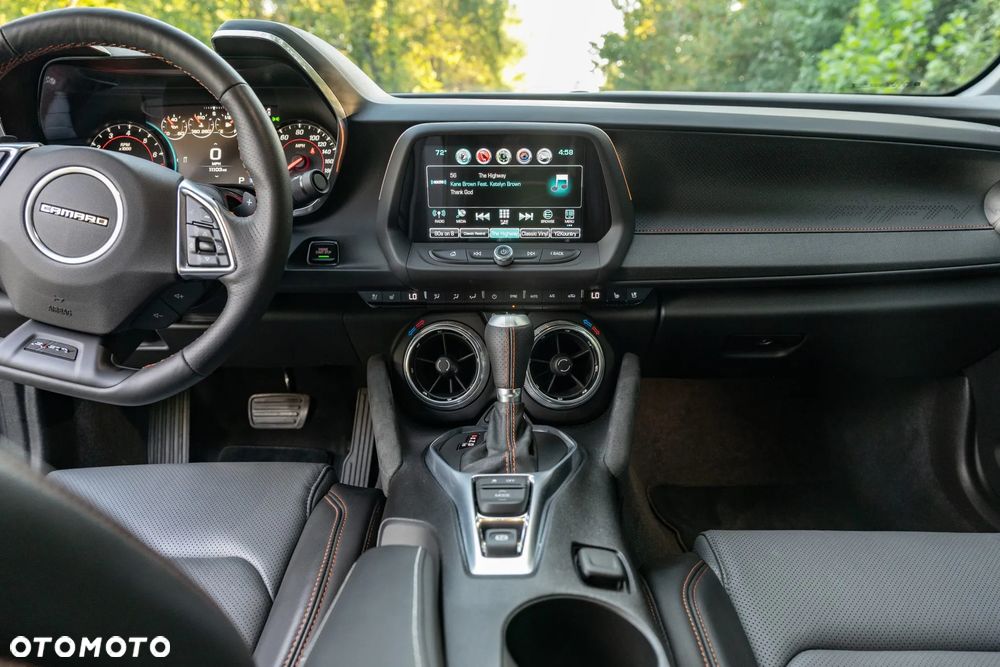 Chevrolet Camaro - 12