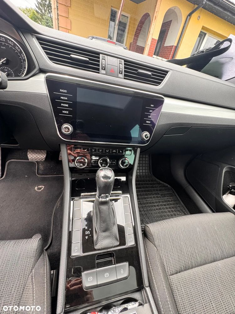Skoda Superb 1.5 TSI ACT Active DSG - 17
