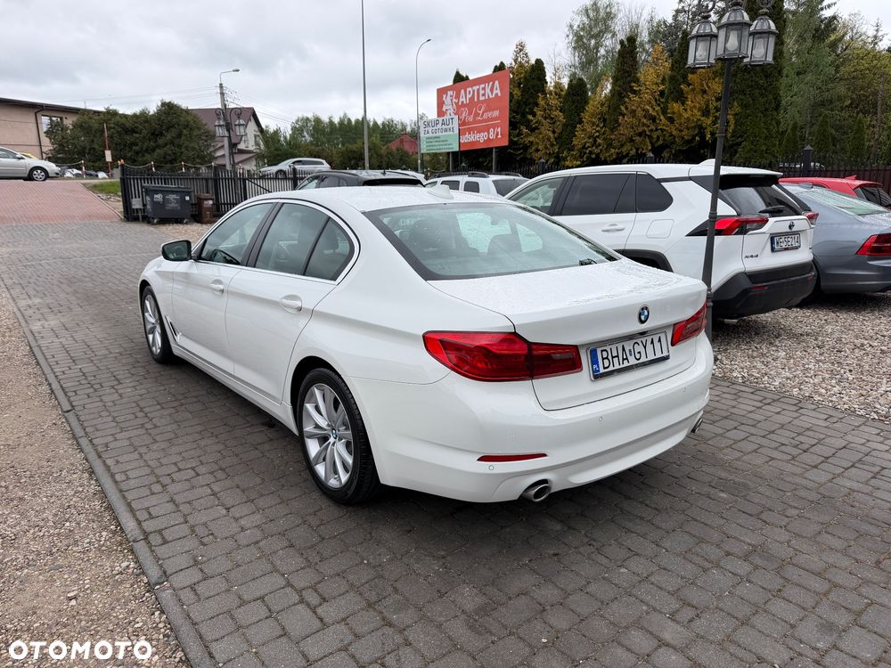 BMW Seria 5 520d Luxury Line - 31