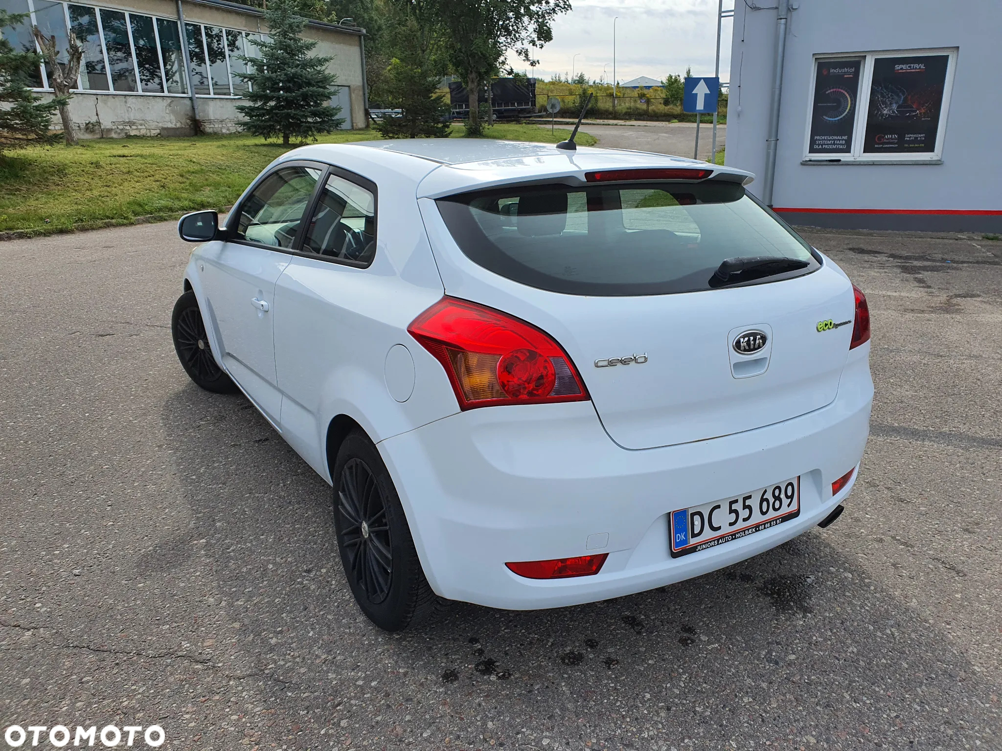 Kia ProCeed - 4