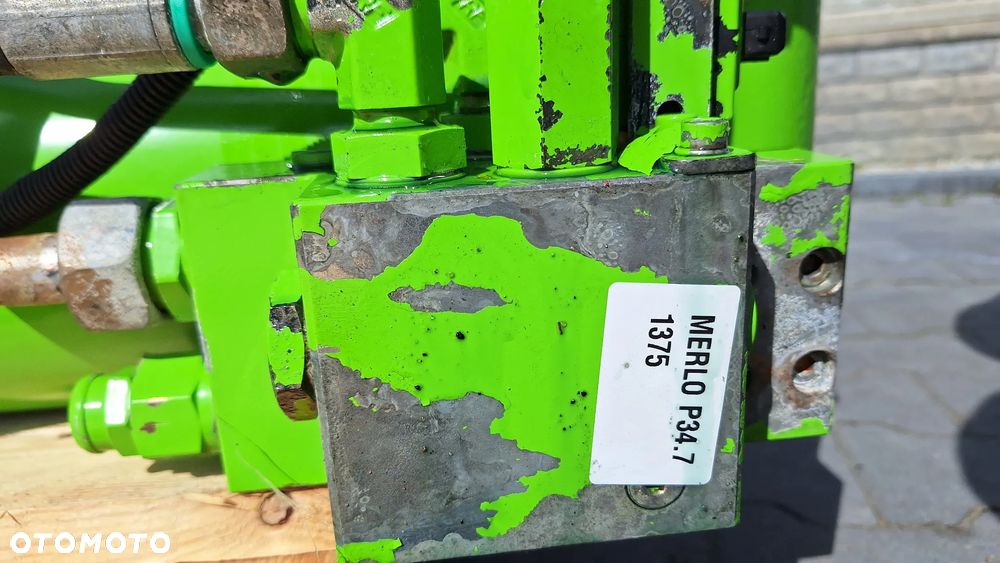 Zamek hydrauliczny siłownika podnoszenia ramienia Merlo 34.7 amortyzacja - 5