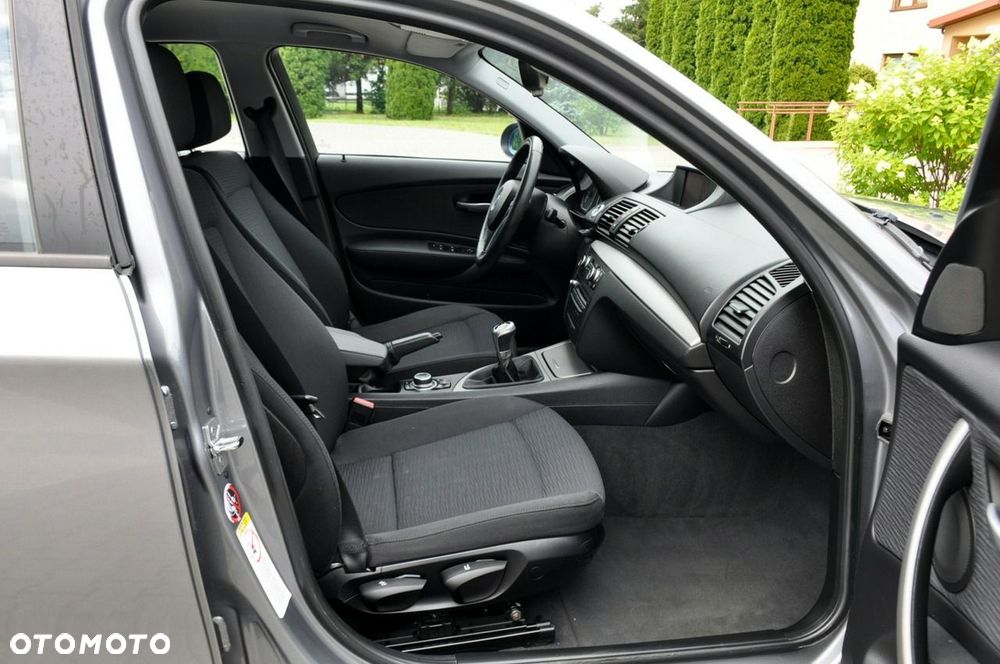 BMW Seria 1 - 17