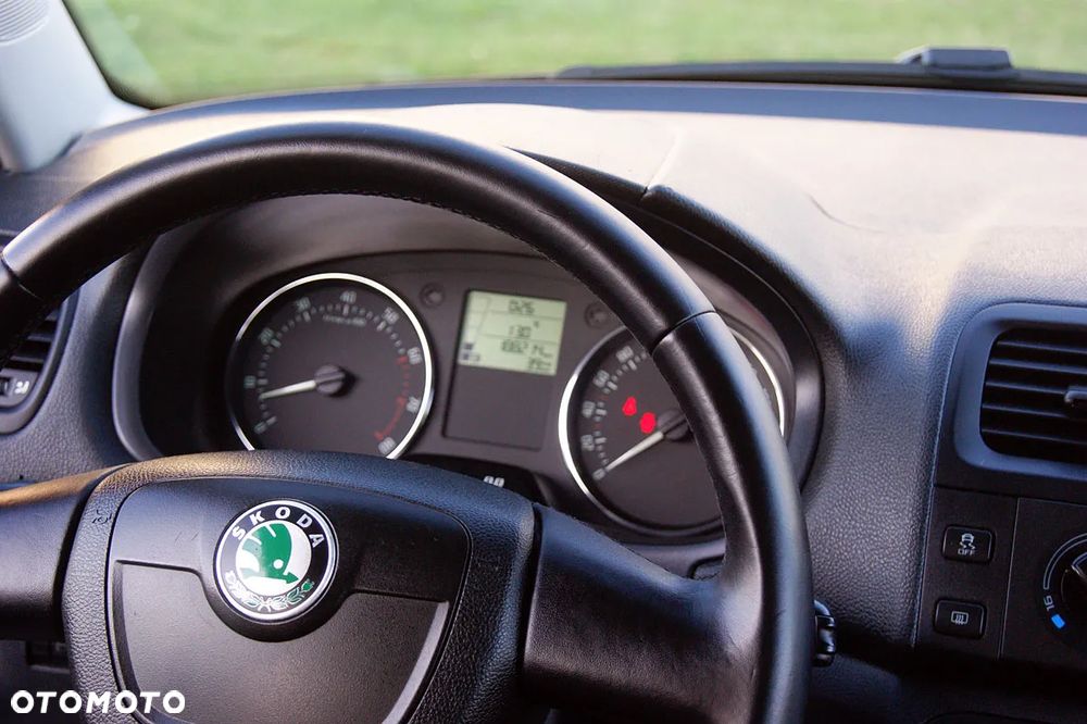 Skoda Fabia 1.2 TSI Scout - 30