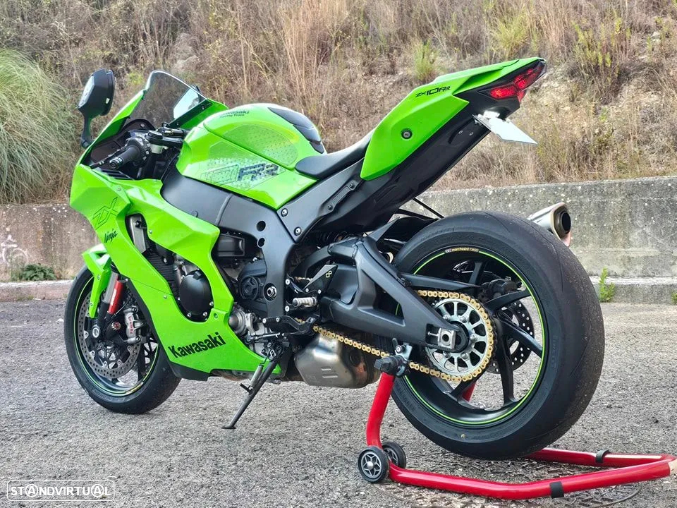 Kawasaki ZX ZX-10RR Performance - 9