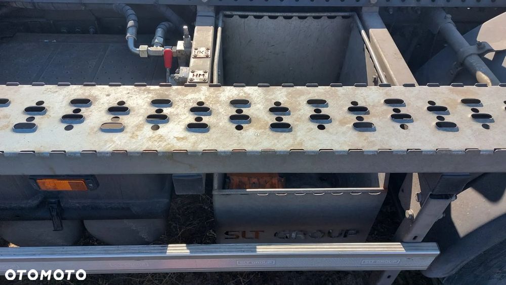 Mercedes-Benz AXOR 1833 - 8