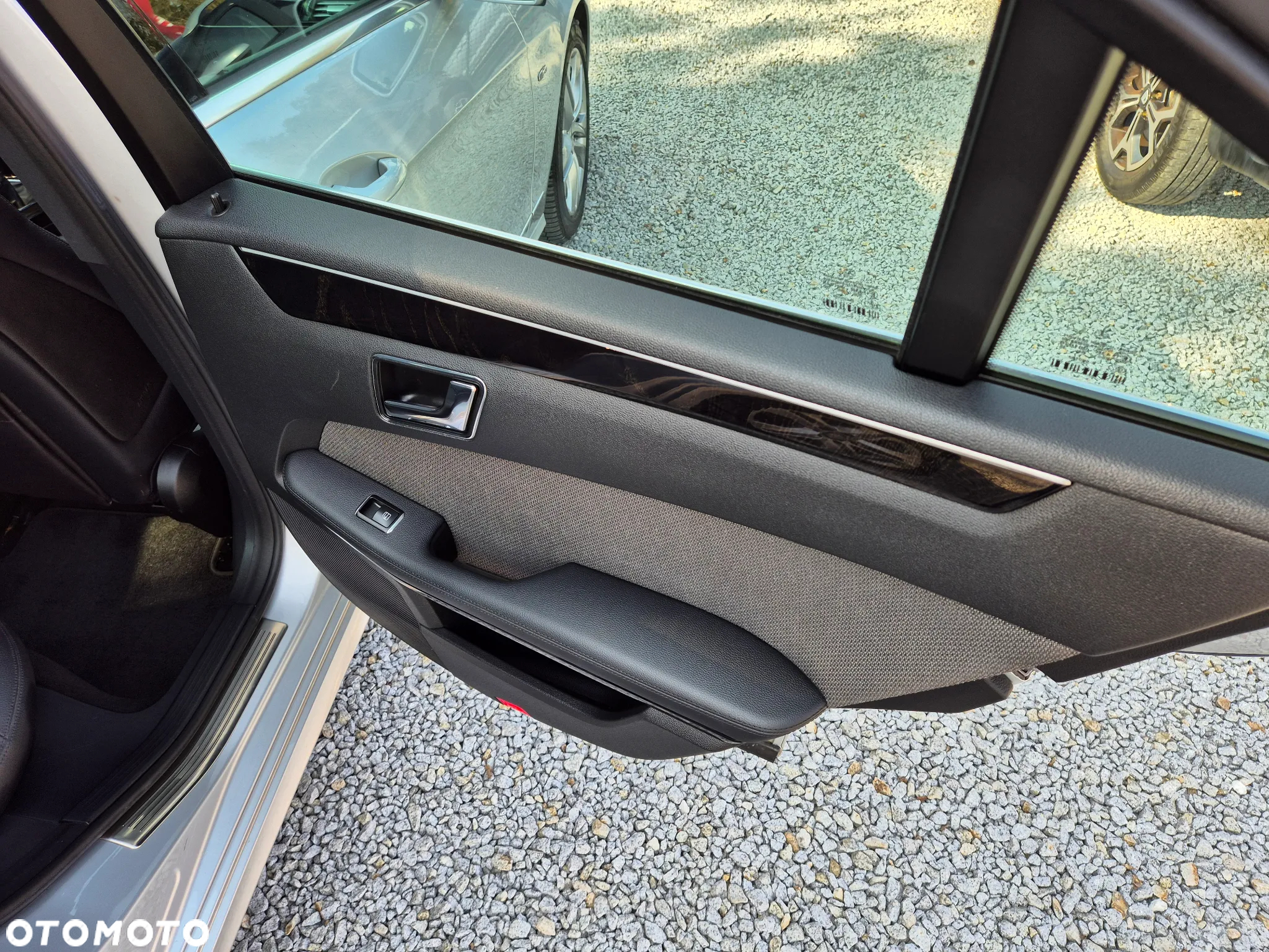 Mercedes-Benz Klasa E 200 CDI Avantgarde - 28