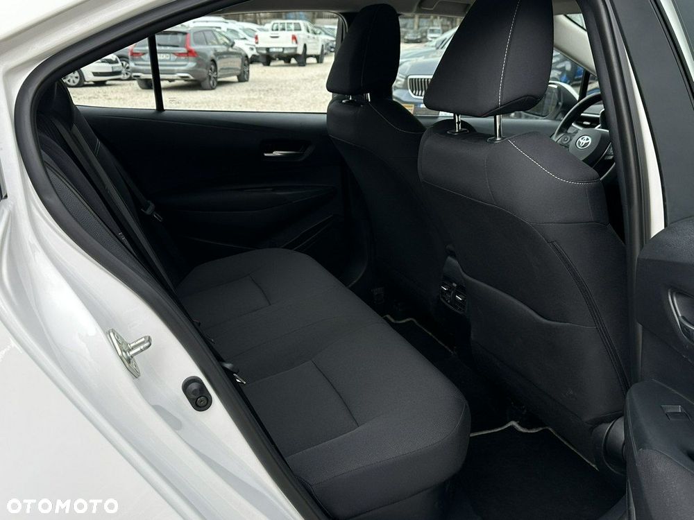 Toyota Corolla - 18