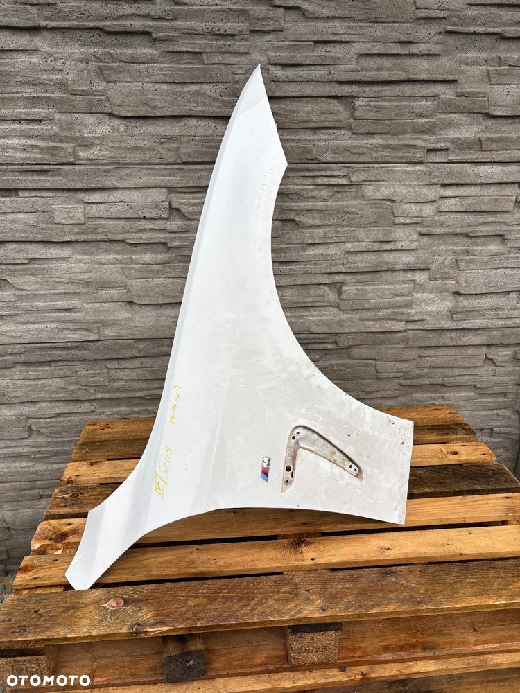 BMW 4 F32 F33 F36 Lift błotnik prawy - 1