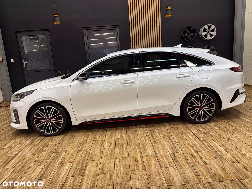 Kia ProCeed 1.6 T-GDI DCT7 OPF GT - 12
