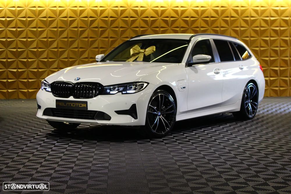 BMW 330 e Line Sport Auto - 2