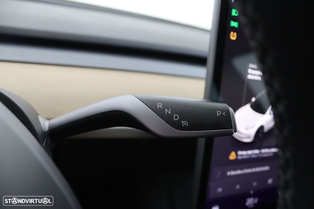 Tesla Model 3 Long Range RWD - 21