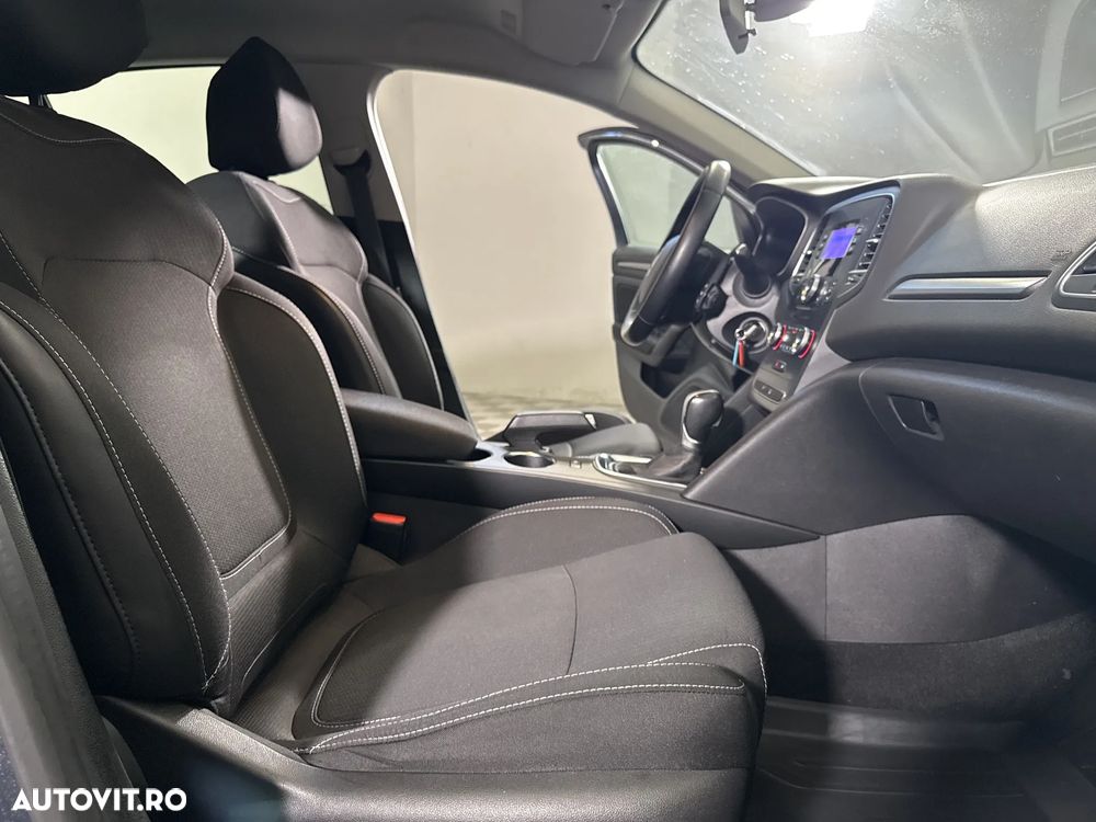 Renault Megane - 12