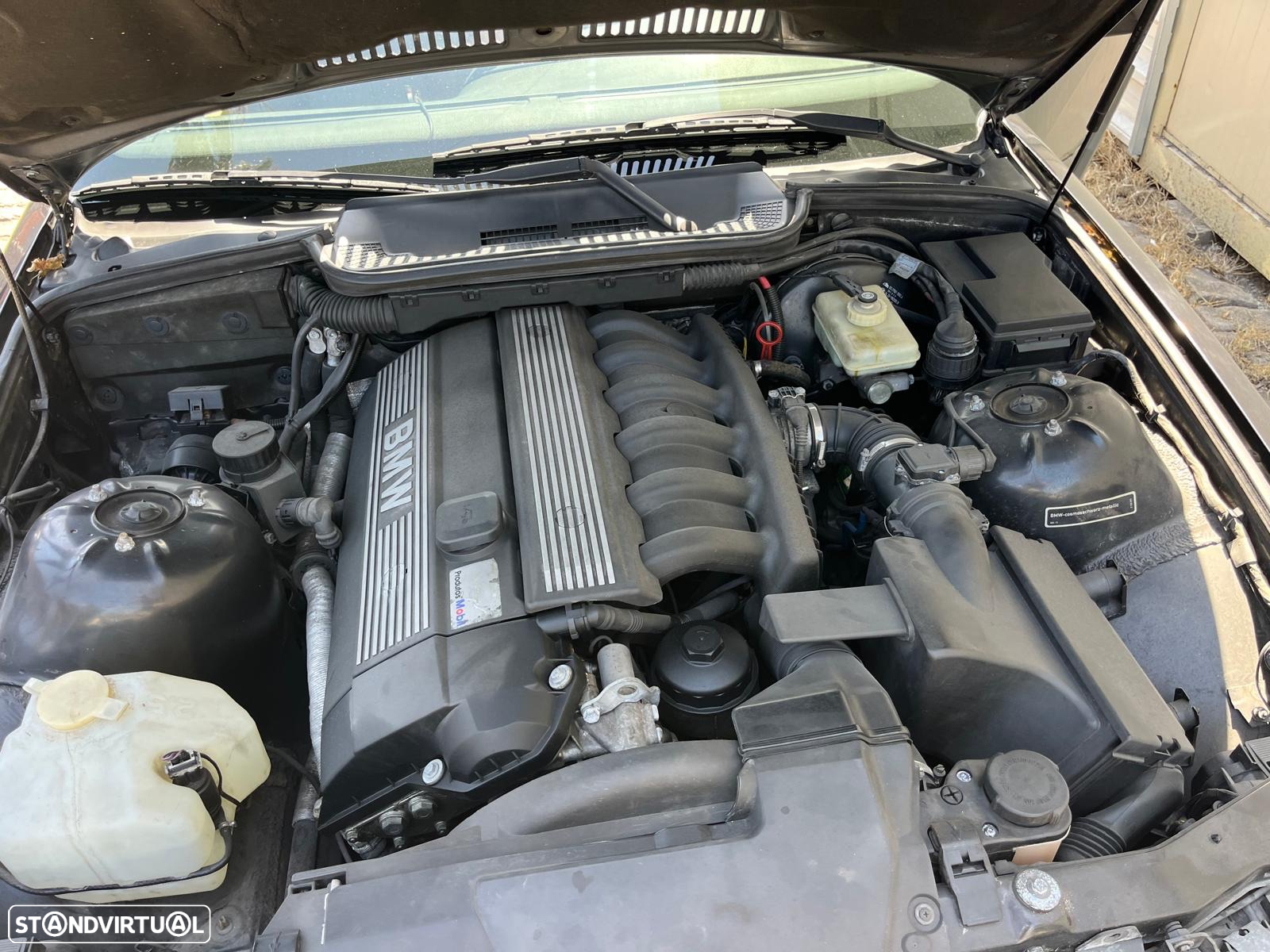 BMW 320 i - 8