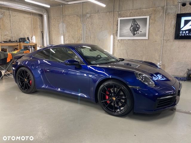 Porsche 911 Carrera S - 1