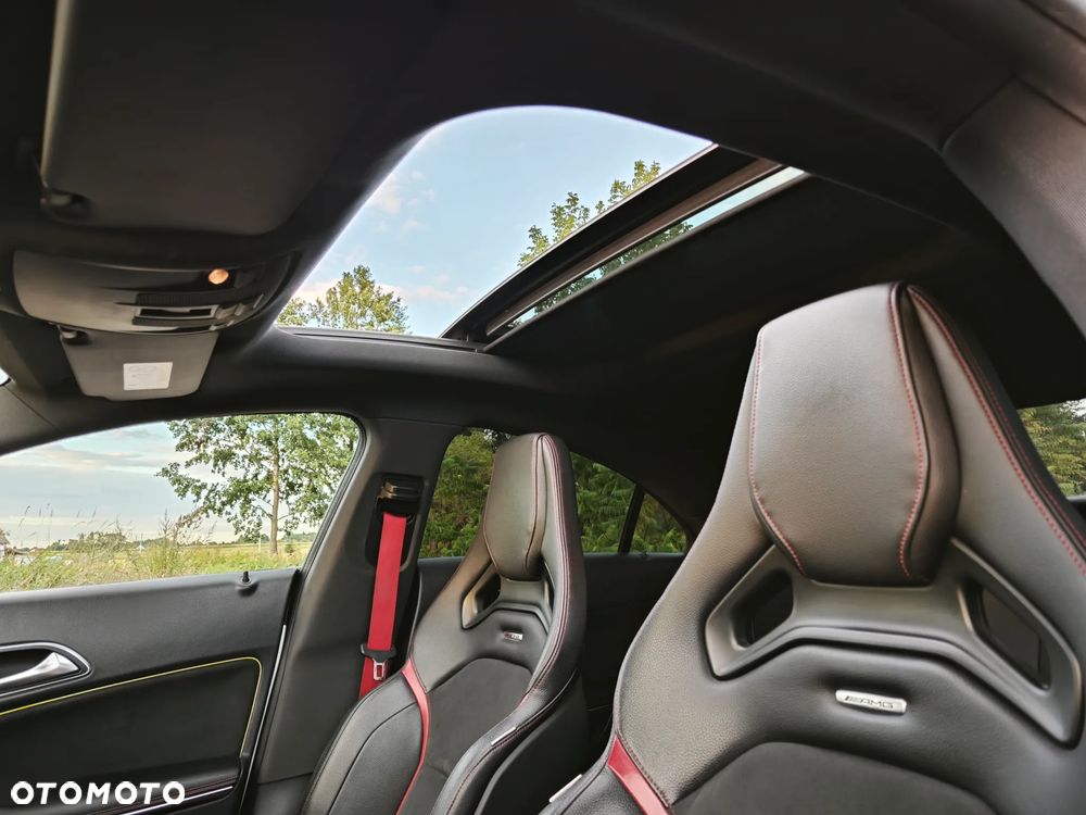 Mercedes-Benz CLA 45 AMG 4-Matic - 18
