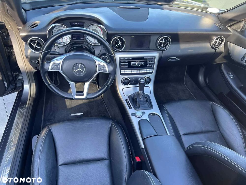 Mercedes-Benz SLK - 21