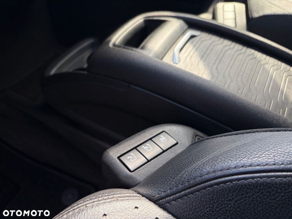 Citroën C4 Grand Picasso 2.0 HDi FAP EGS6 (7-Sitzer) Exclusive - 27