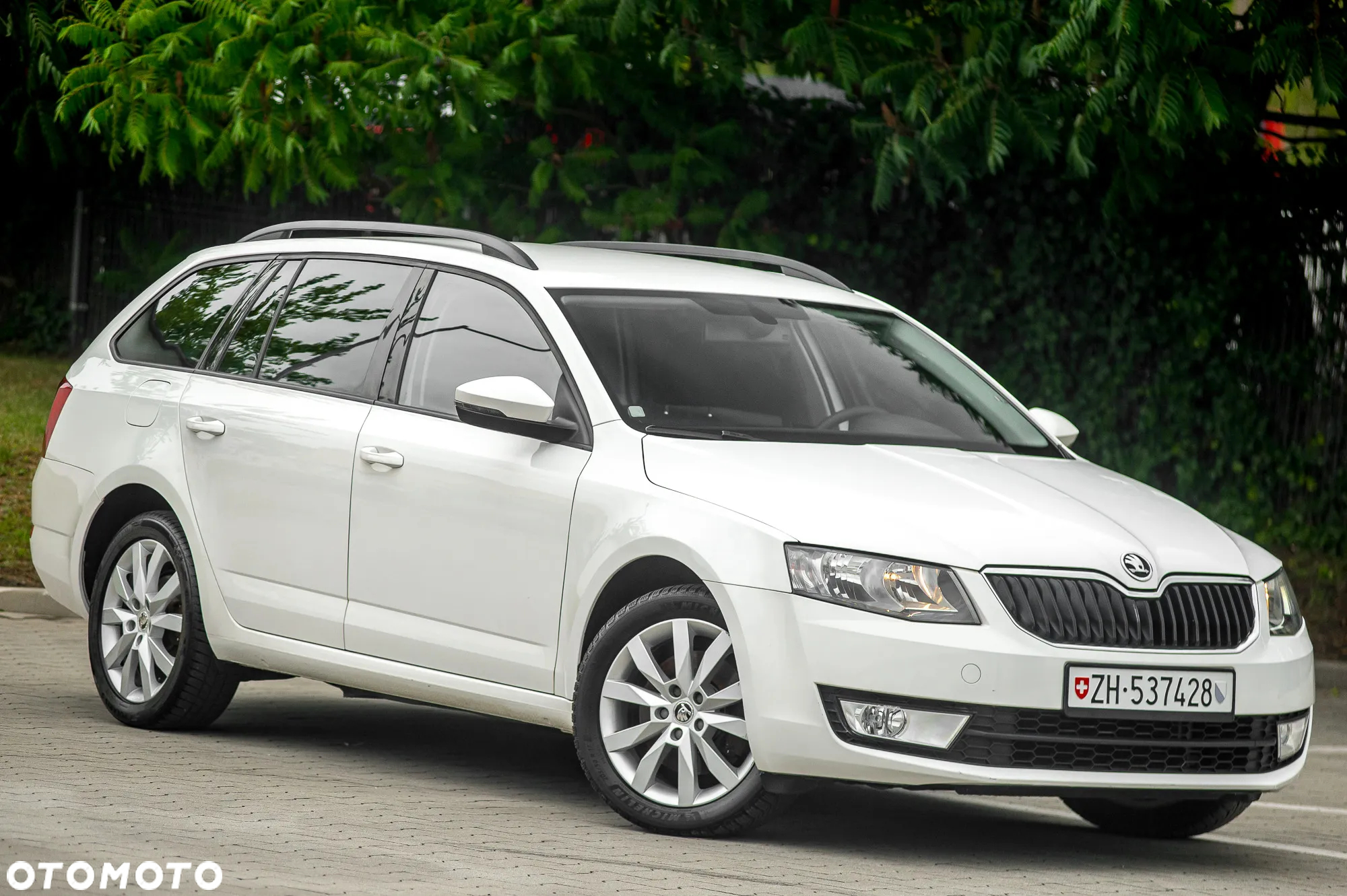 Skoda Octavia Combi 1.8 TSI 4x4 DSG Ambition - 4