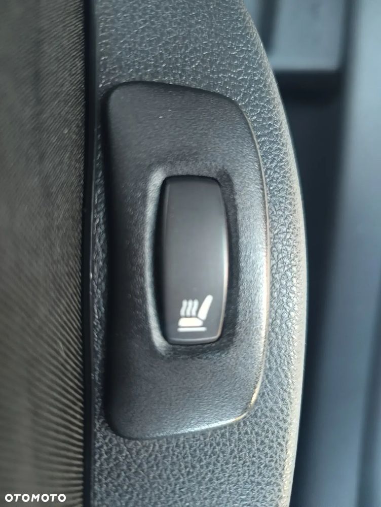 Renault Captur 1.5 dCi Energy XMOD - 28