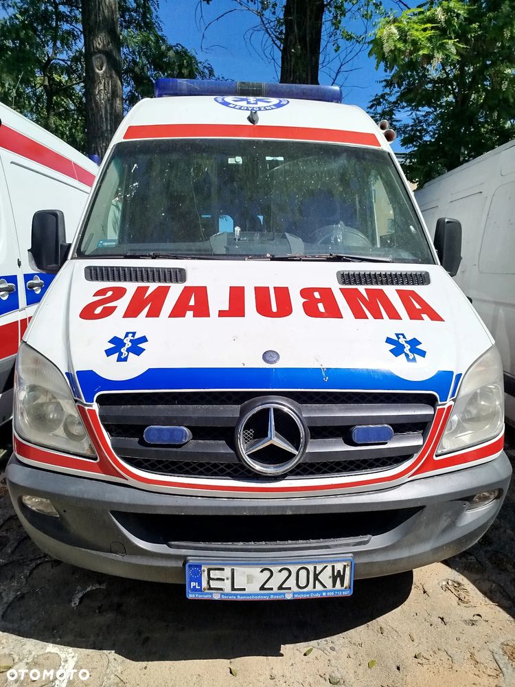 Mercedes-Benz Sprinter - 1