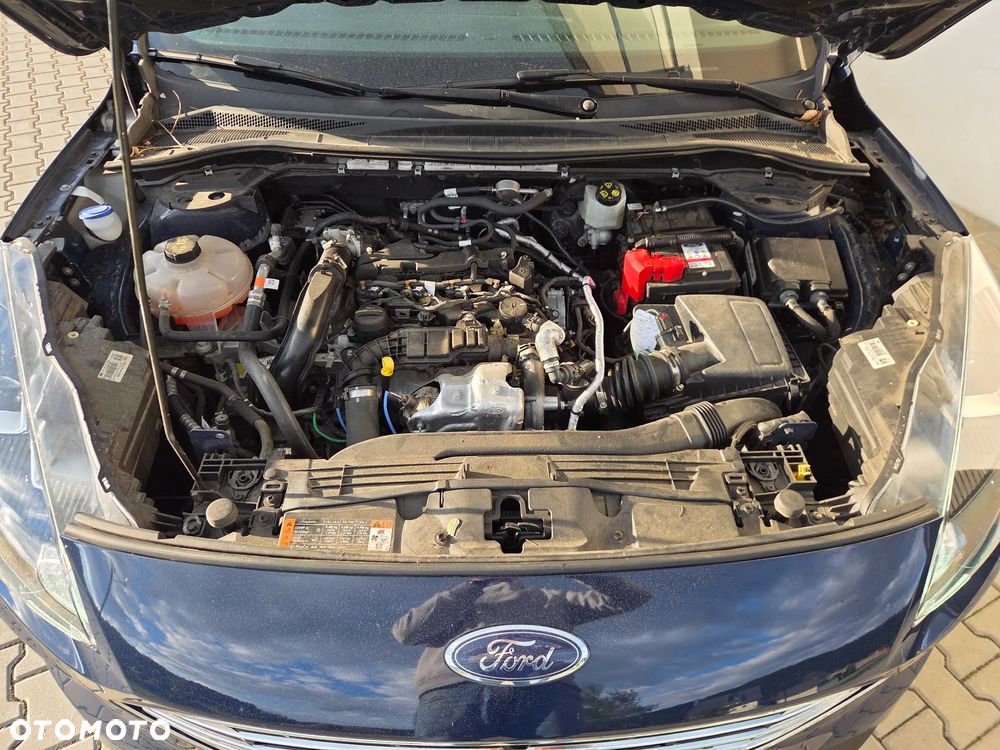 Ford Kuga - 21