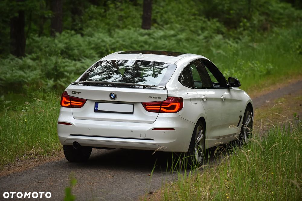 BMW 3GT 318d Sport Line - 6