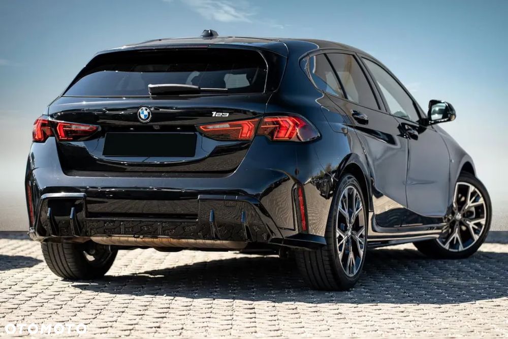 BMW Seria 1 123 mHEV xDrive - 2