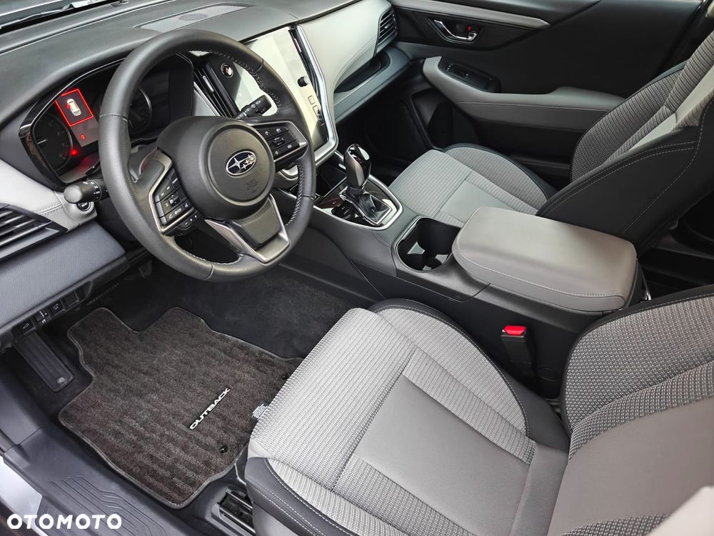 Subaru Outback 2.5i Lineartronic Platinum - 16