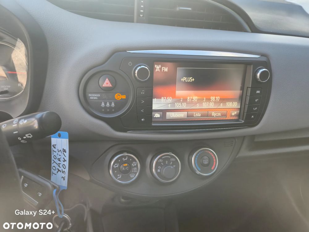 Toyota Yaris - 15
