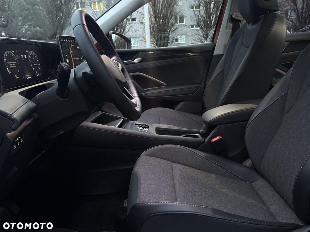 Volkswagen Tiguan - 14