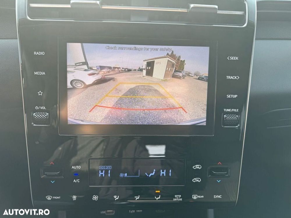 Hyundai Tucson 1.6 l 150 CP 2WD 6MT Style+ - 37