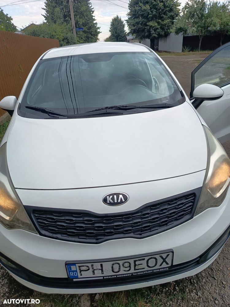 Kia Rio - 1