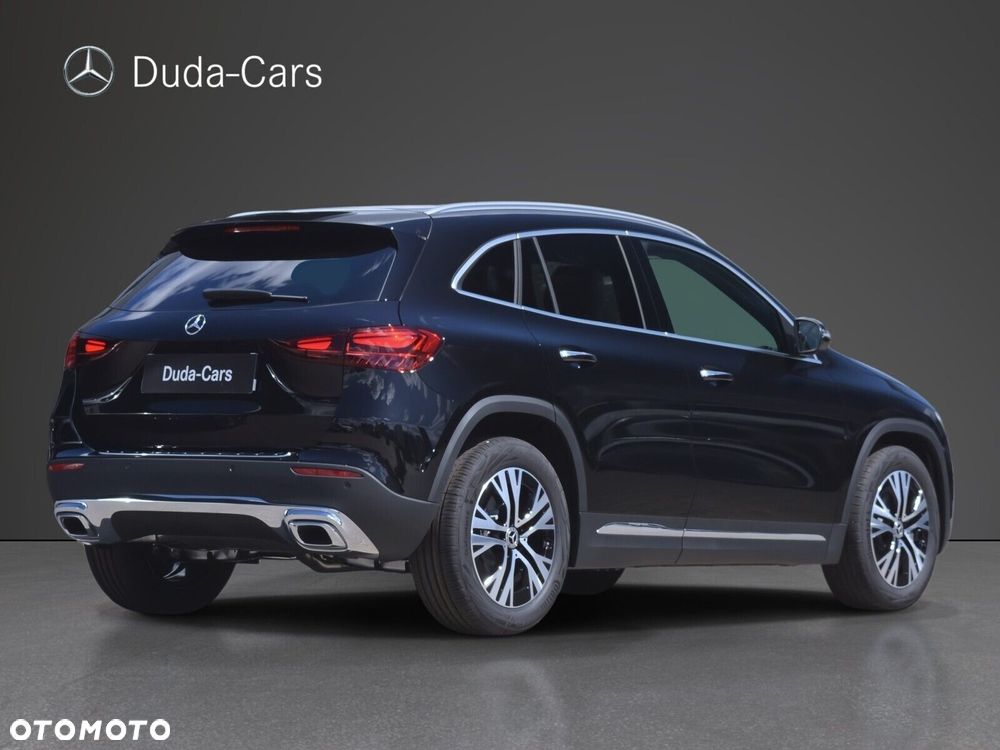 Mercedes-Benz GLA 200 d Progressive - 3