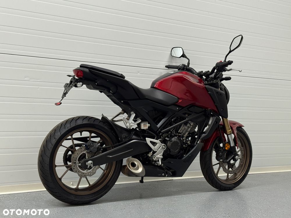 Honda CB - 3