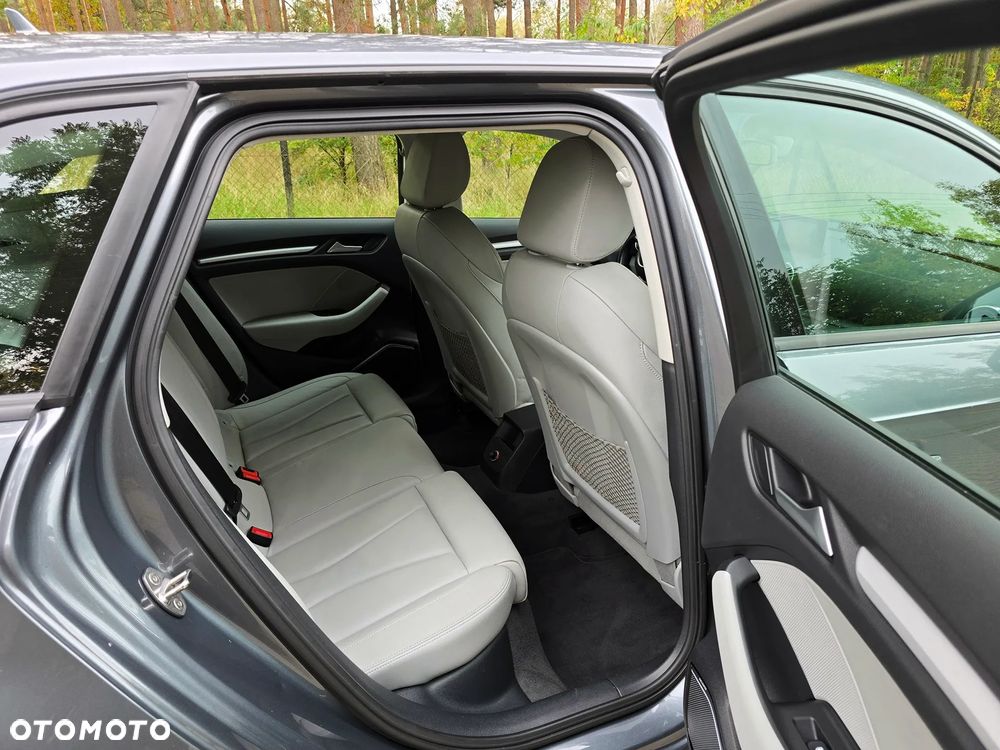 Audi A3 Sportback - 8