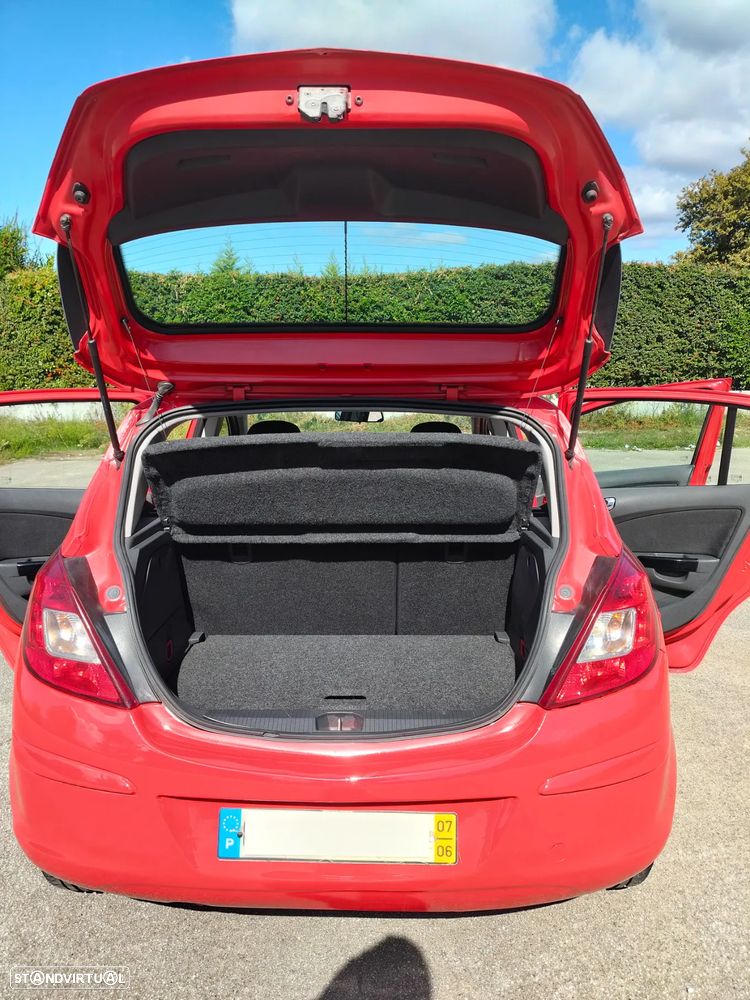 Opel Corsa 1.3 CDTi Enjoy EcoFLEX - 10