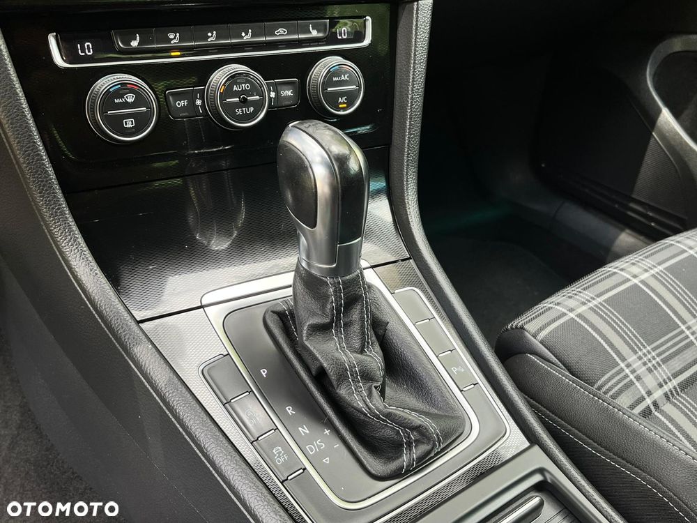 Volkswagen Golf GTD (BlueMotion Technology) DSG - 19