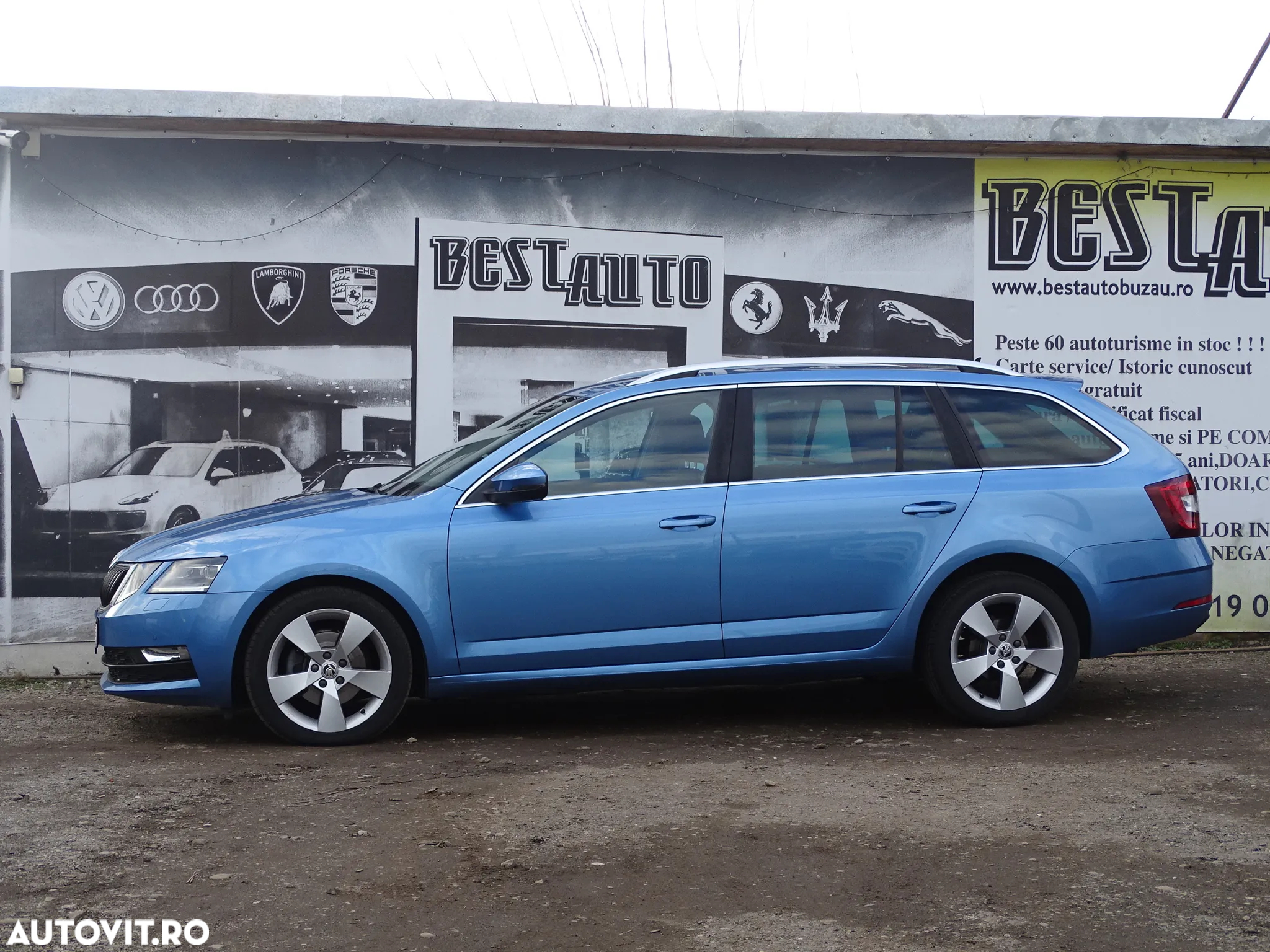 Skoda Octavia Combi Diesel 2.0 TDI DSG Style - 4