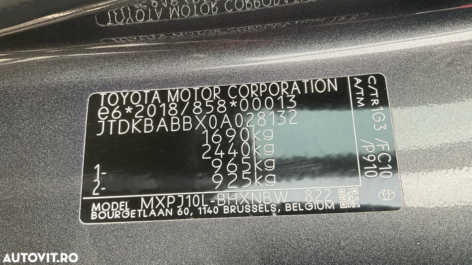 Toyota Yaris Cross 1.5 VVT-i HSD 4x2 Dynamic - 37