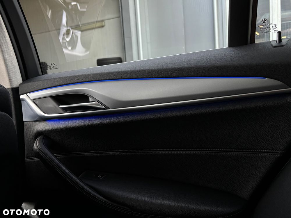 BMW Seria 5 520d - 34