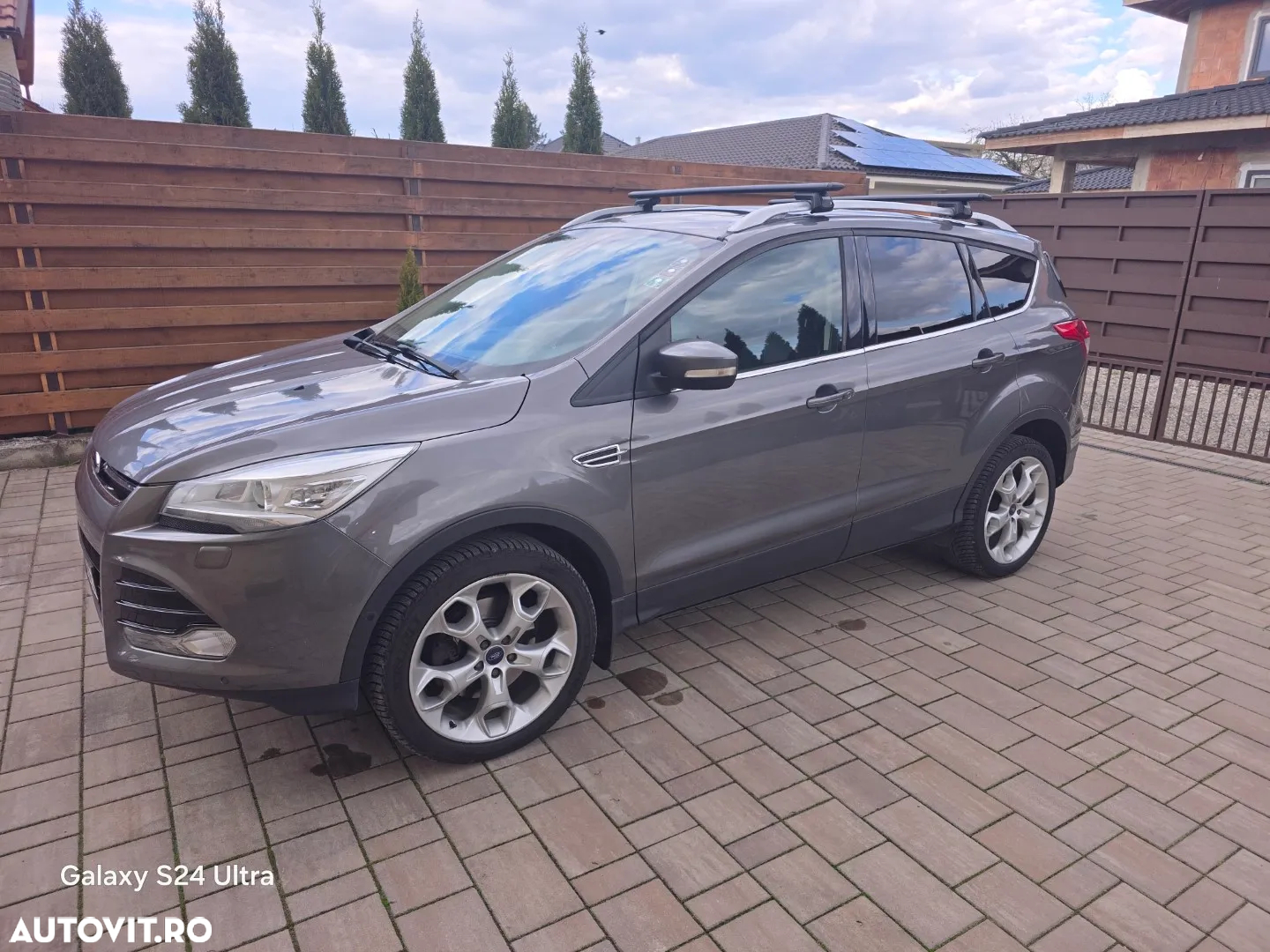 Ford Kuga 1.6 EcoBoost Aut. 4WD Titanium - 4