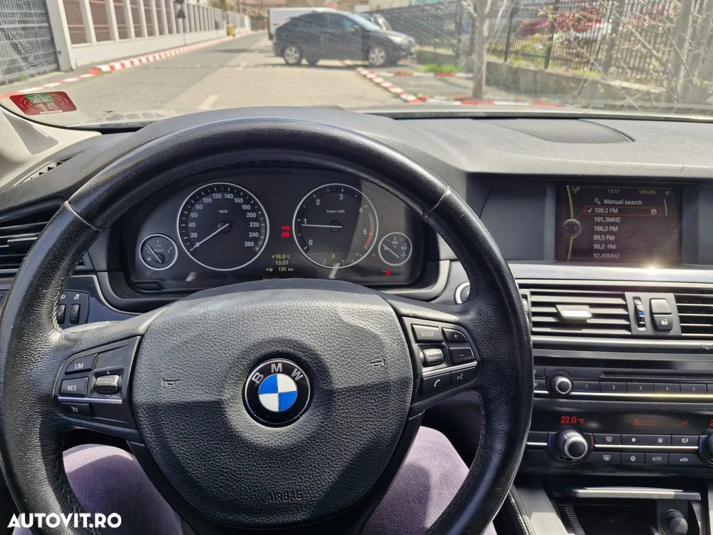BMW Seria 5 520d - 12