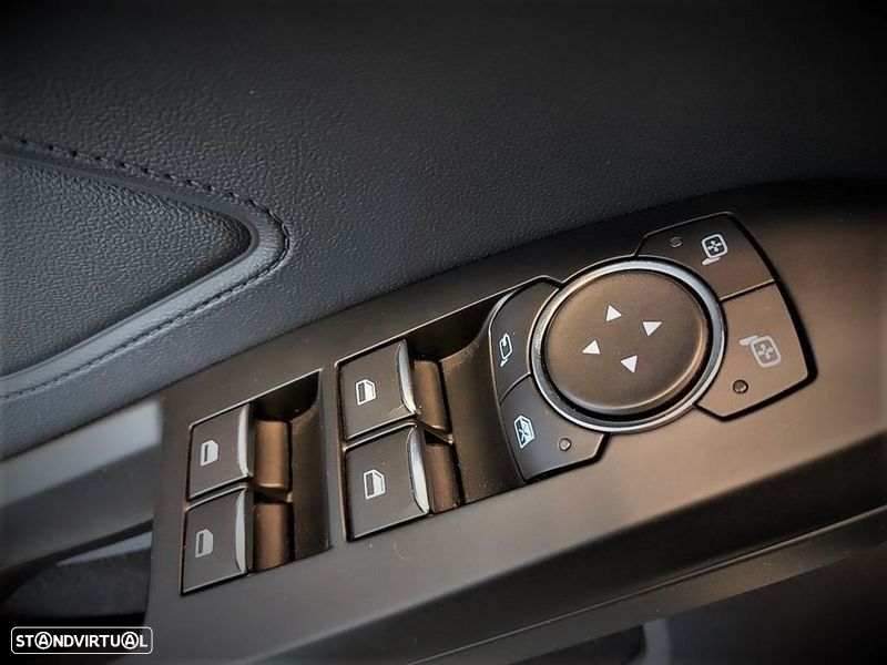 Ford Focus SW 1.0 EcoBoost Active - 9