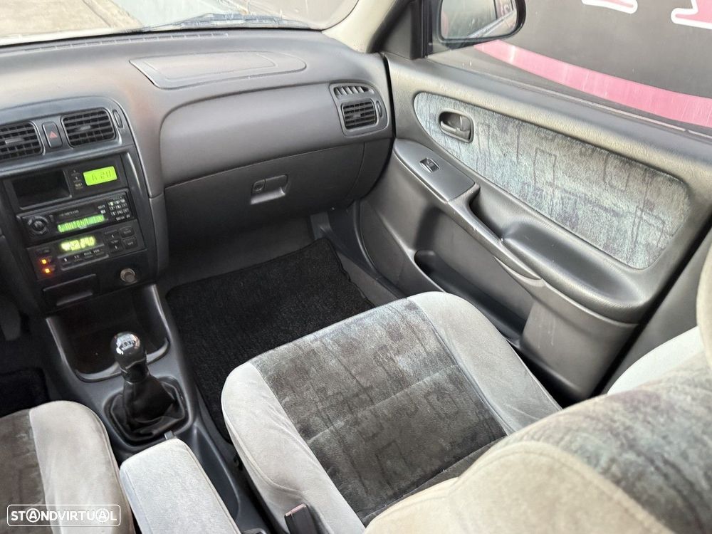 Mazda 626 SW 2.0 TDi GLX - 23