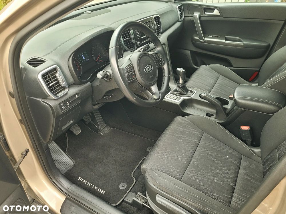 Kia Sportage 1.6 GDI M 2WD - 6