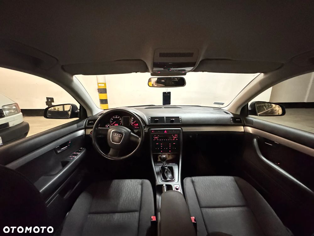 Audi A4 Avant - 10