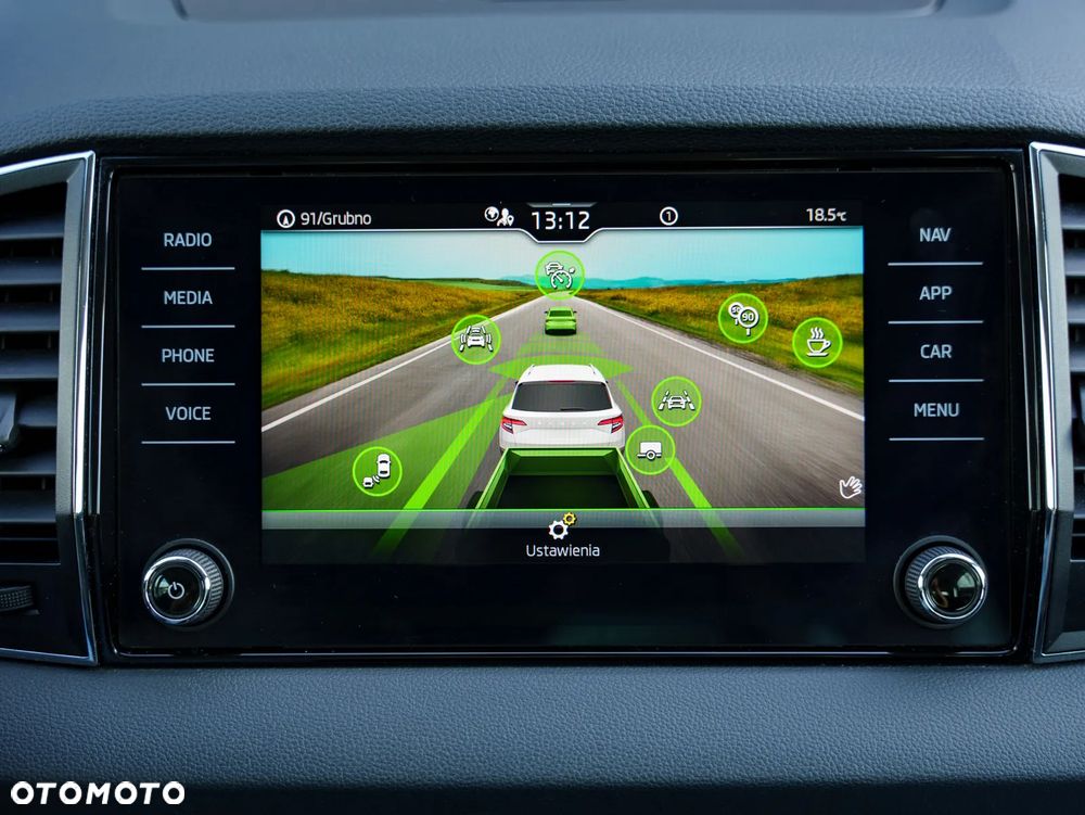 Skoda Karoq 1.5 TSI ACT DSG Sportline - 29
