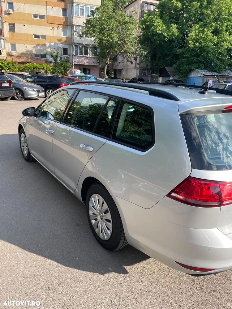 Volkswagen Golf 1.6 TDI DSG BMT Comfortline - 3